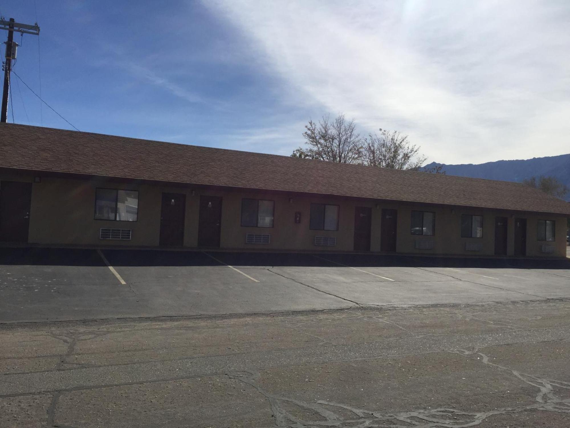 Portal Motel Lone Pine Kültér fotó